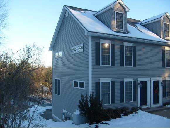 747 Mammoth Road, Unit 1 Manchester, NH 03104 - Photo 1 of 1