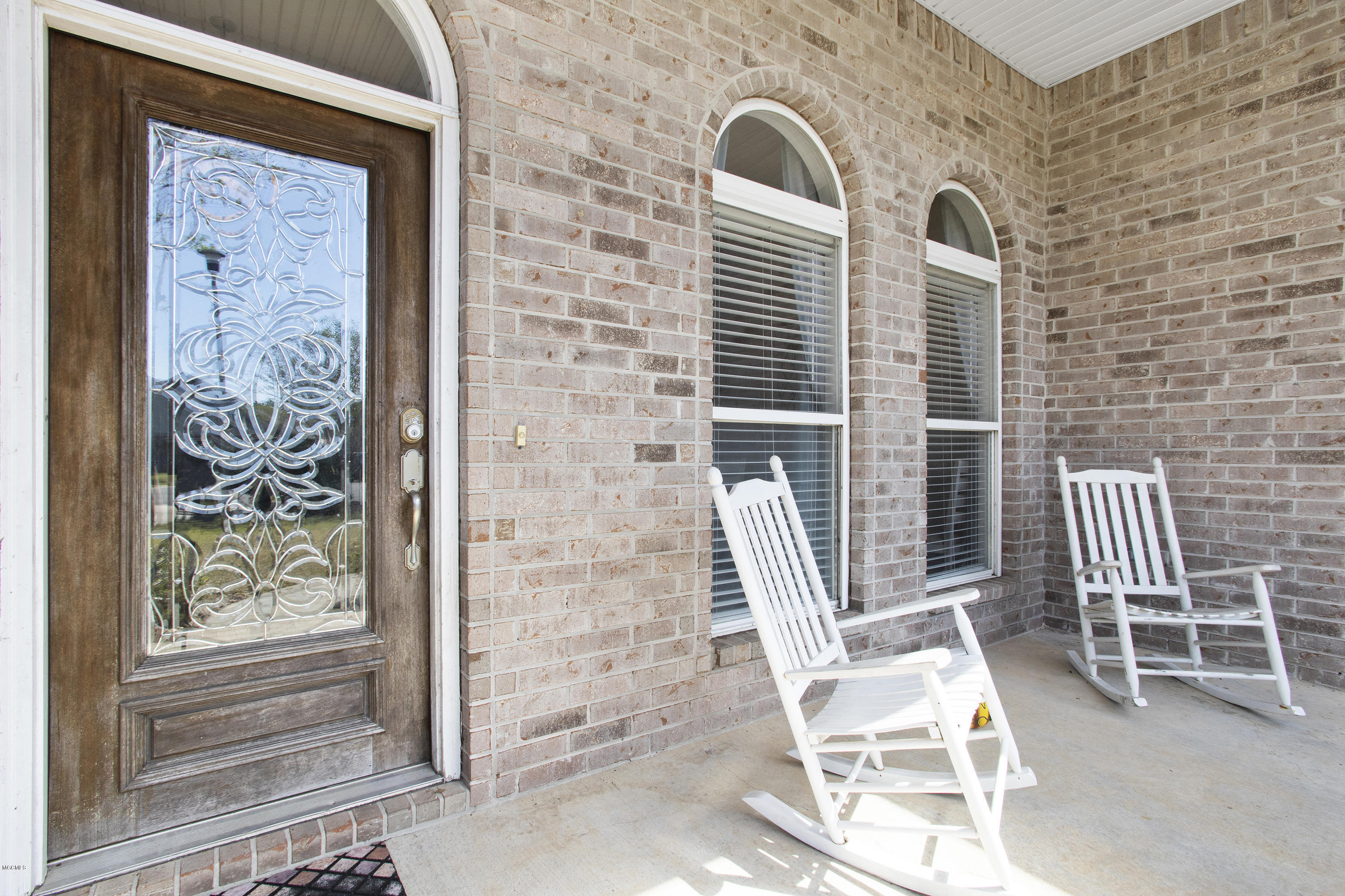 7801 Rue Morgan Ocean Springs, MS 39564 - Photo 3 of 41 003
