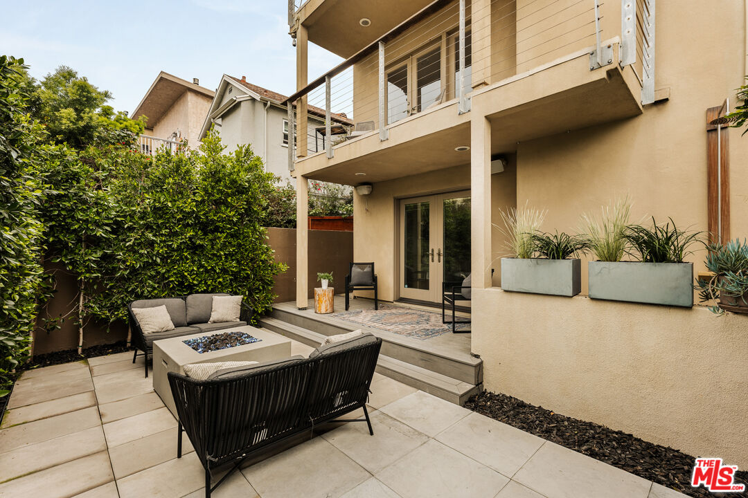 6644 Vista Del Mar Playa del Rey, CA 90293 - Photo 23 of 25