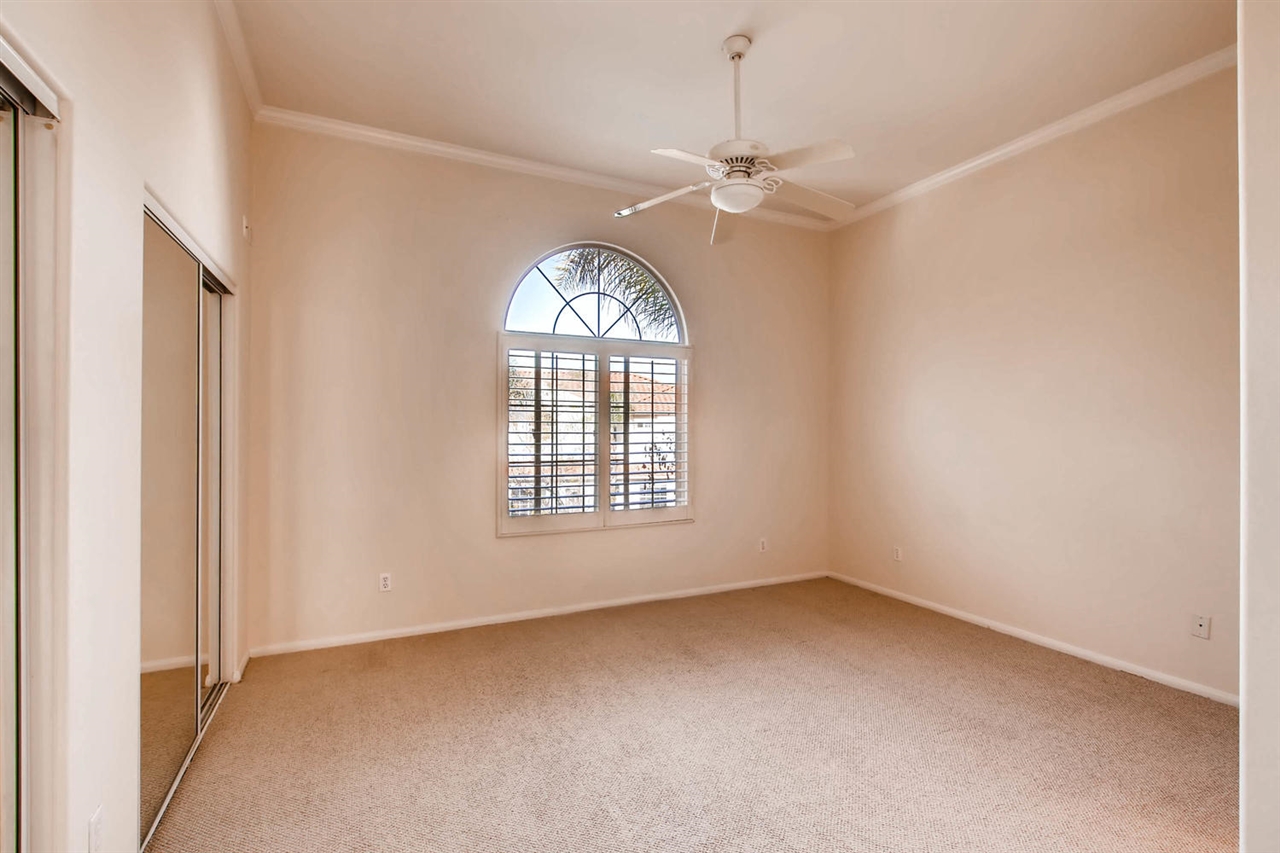 4010 Craven Road, Unit 15 Oceanside, CA 92057 - Photo 7 of 11