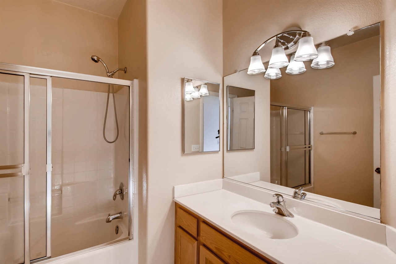 4010 Craven Road, Unit 15 Oceanside, CA 92057 - Photo 10 of 11