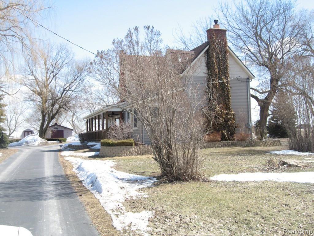 8649 Croswell Road Jeddo, MI 48032 - Photo 18 of 21 IMG_0007.jpg
