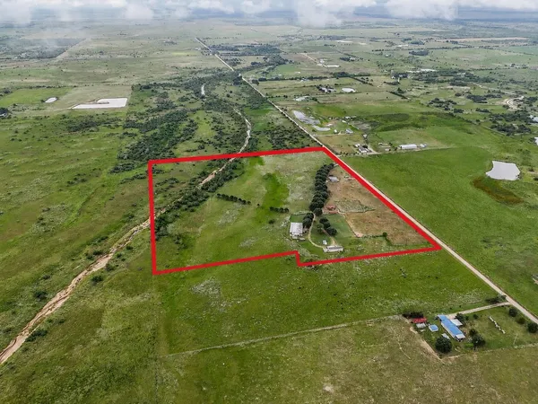 $800,000 | 5848 Mieth Road, Sealy, TX 77474