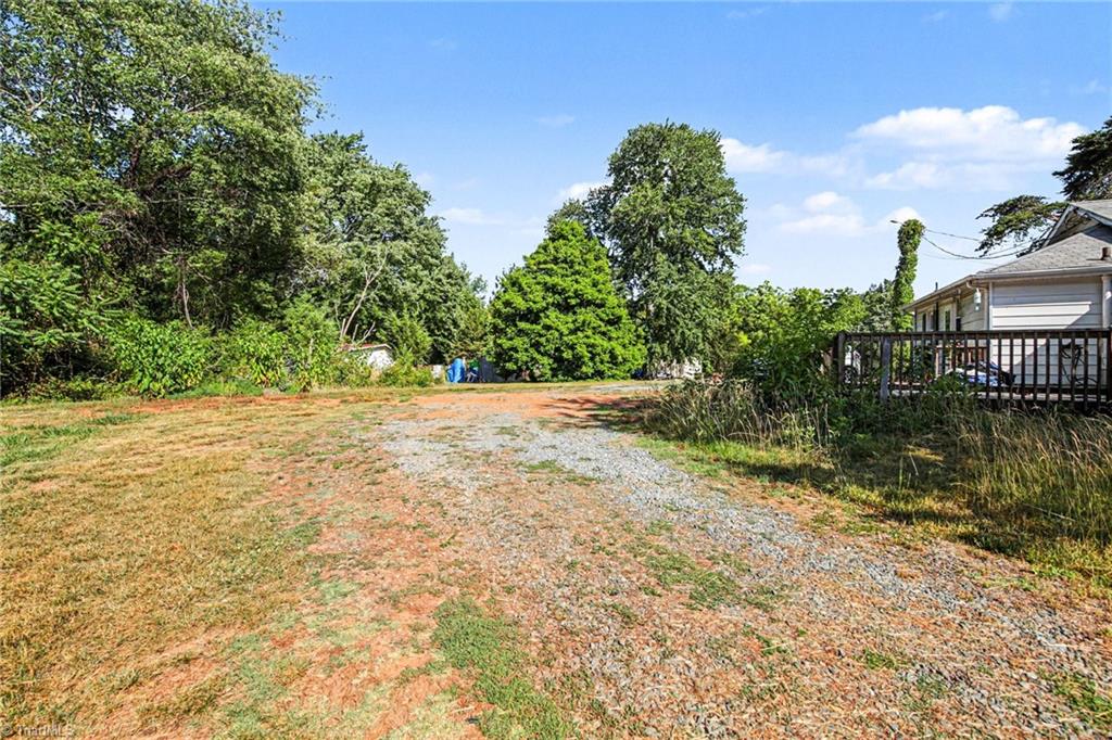 305 Walkertown Guthrie Road Winston-Salem, NC 27101 - Photo 18 of 31