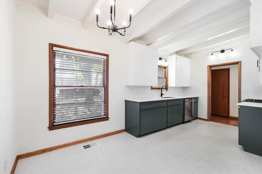 4516 Rutland Avenue Fort Worth, TX 76133 - Photo 7 of 25