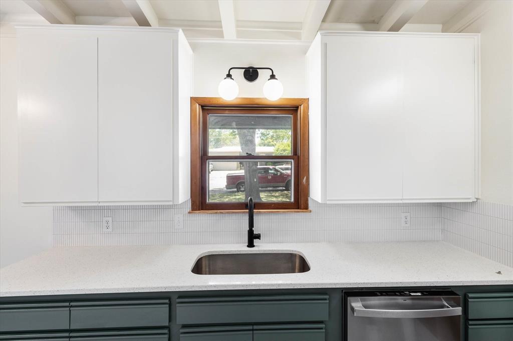 4516 Rutland Avenue Fort Worth, TX 76133 - Photo 10 of 25