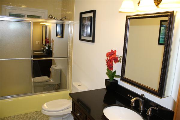 65 Hollytree Road Stoughton, MA 02072 - Photo 8 of 30 Gallery Image 8