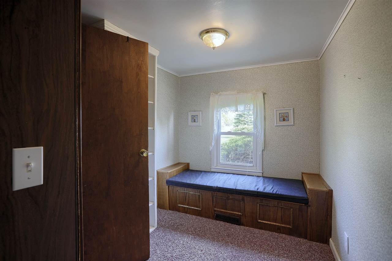 12865 Hough Road Memphis, MI 48041 - Photo 11 of 19