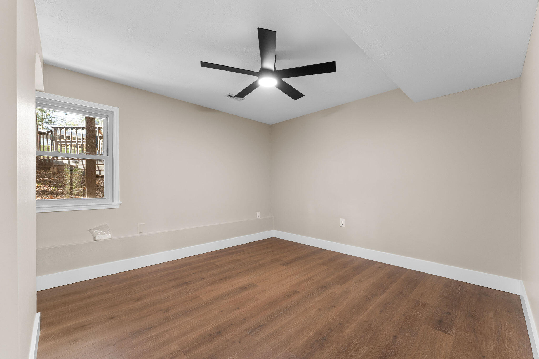 144 Santana Circle Reeds Spring, MO 65737 - Photo 34 of 51 SDD01380
