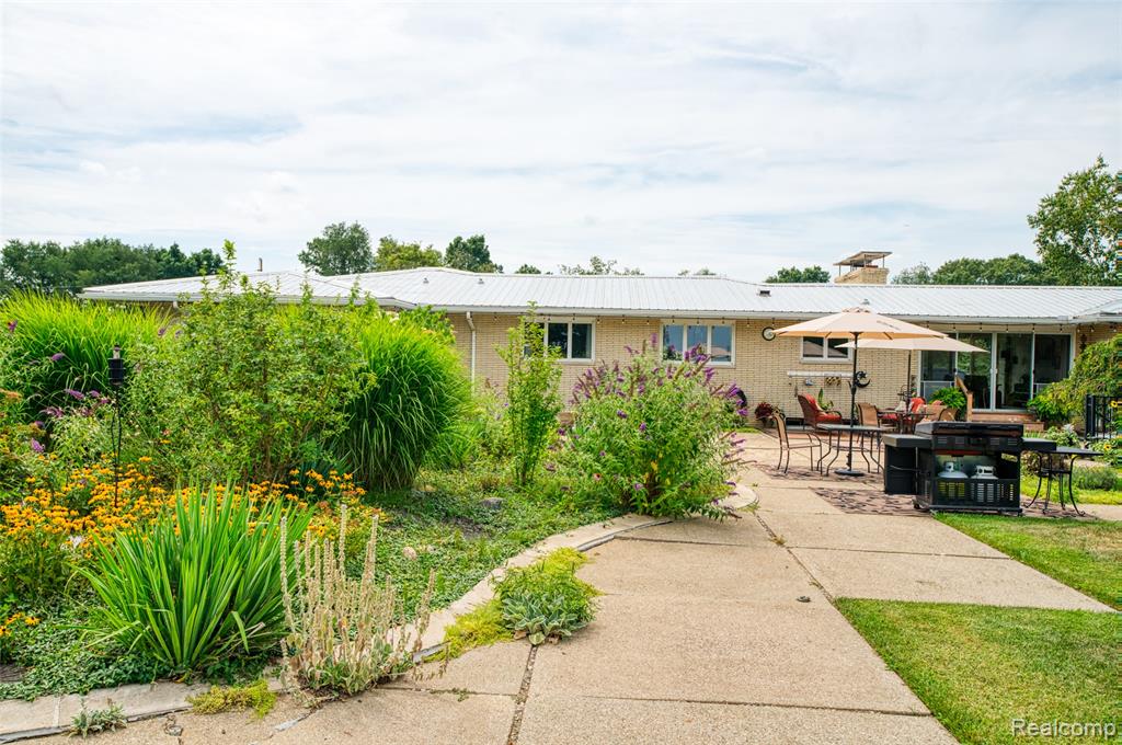 18999 Weller Road Gregory, MI 48137 - Photo 47 of 57