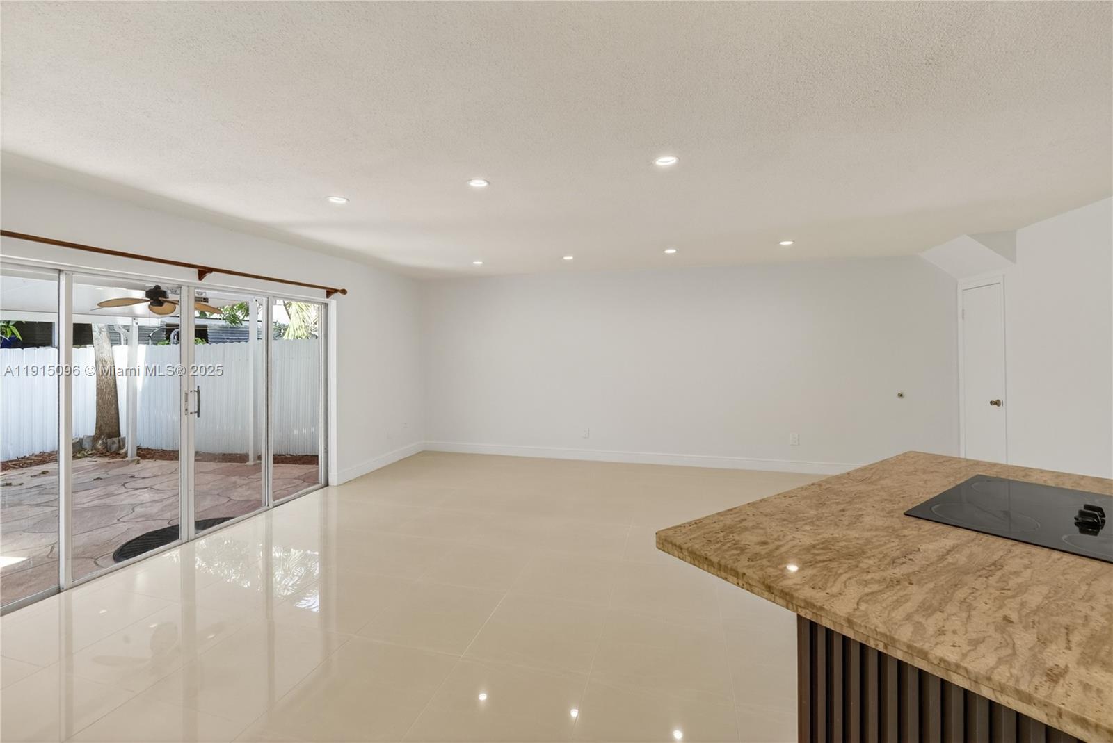 6822 West 2nd Lane Hialeah, FL 33014 - Photo 13 of 36