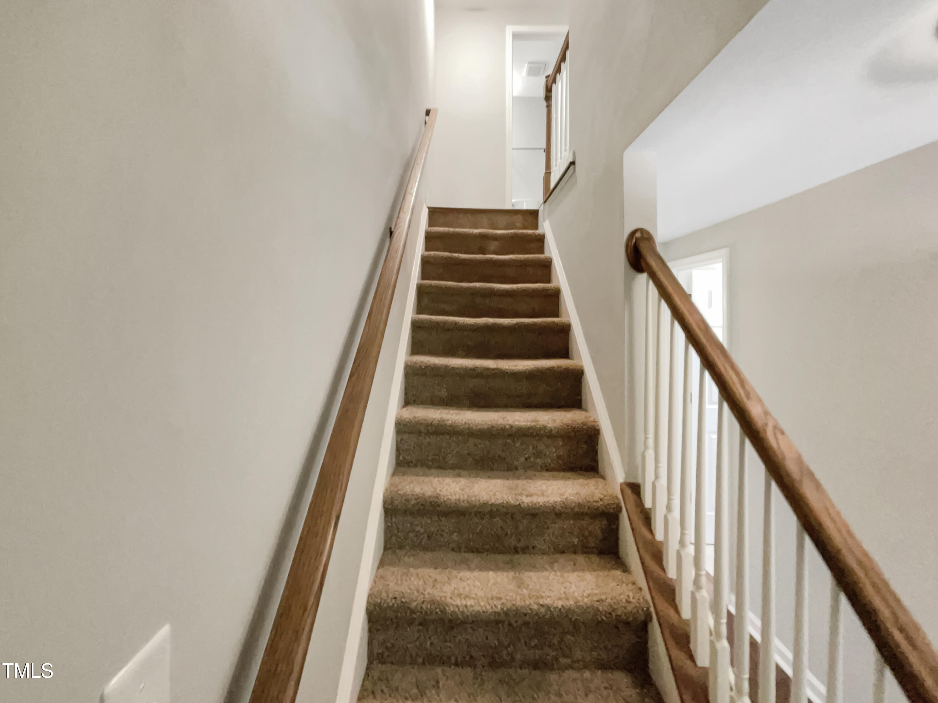 7317 Summerland Drive Raleigh, NC 27612 - Photo 12 of 33 listing_11