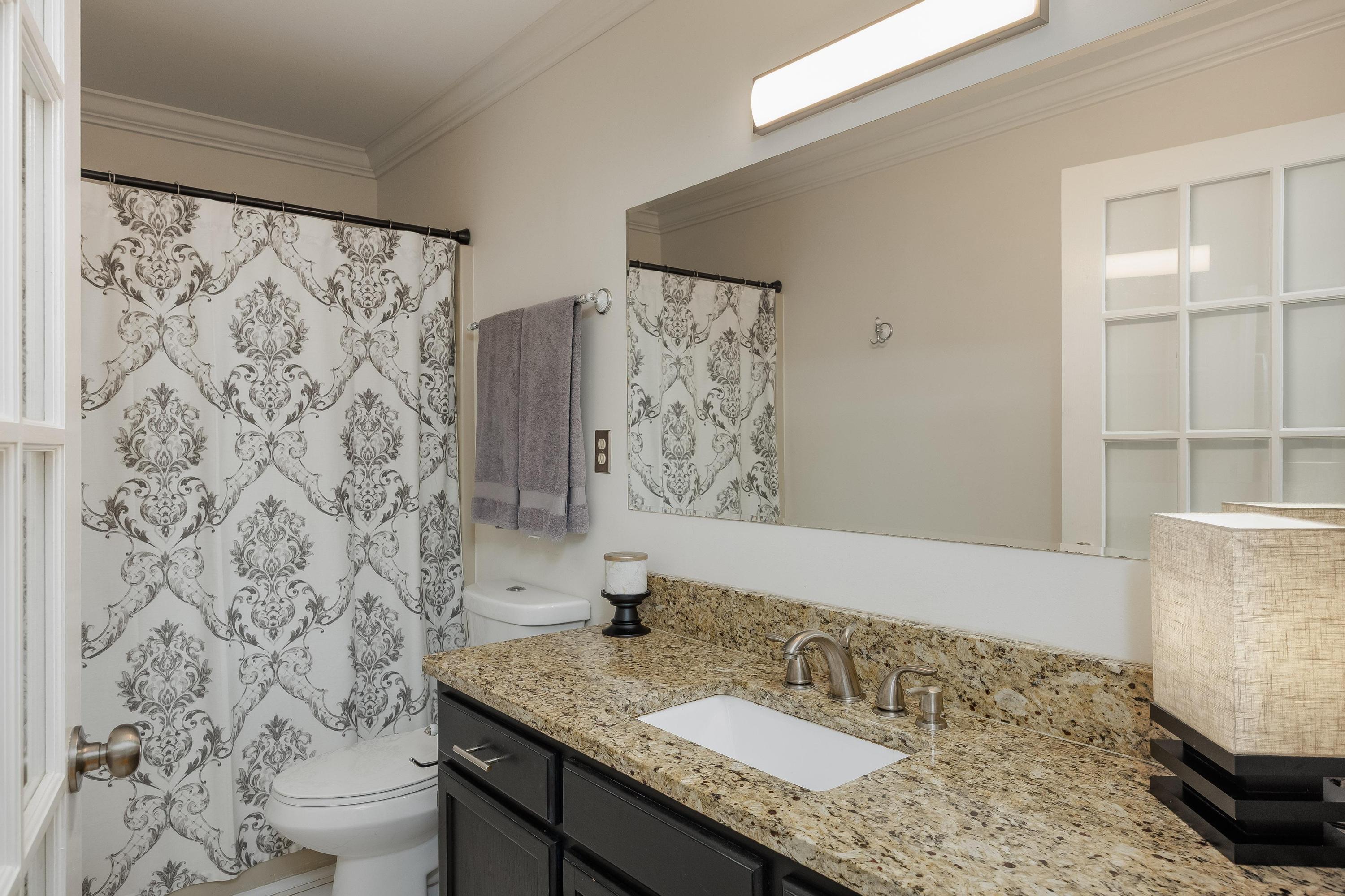 8223 Snow Hill Road Ooltewah, TN 37363 - Photo 25 of 62 Bath