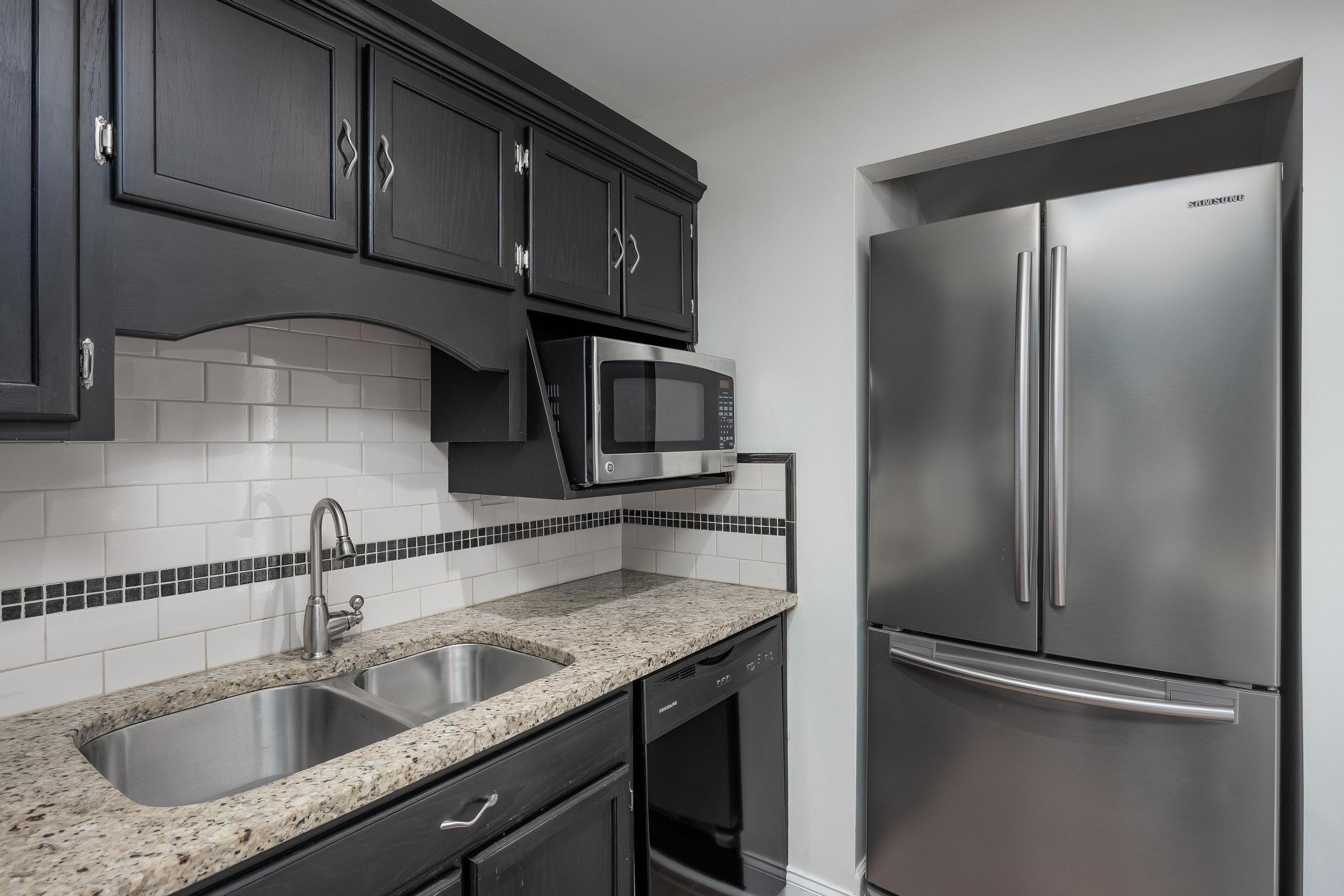 8223 Snow Hill Road Ooltewah, TN 37363 - Photo 10 of 62 Kitchen