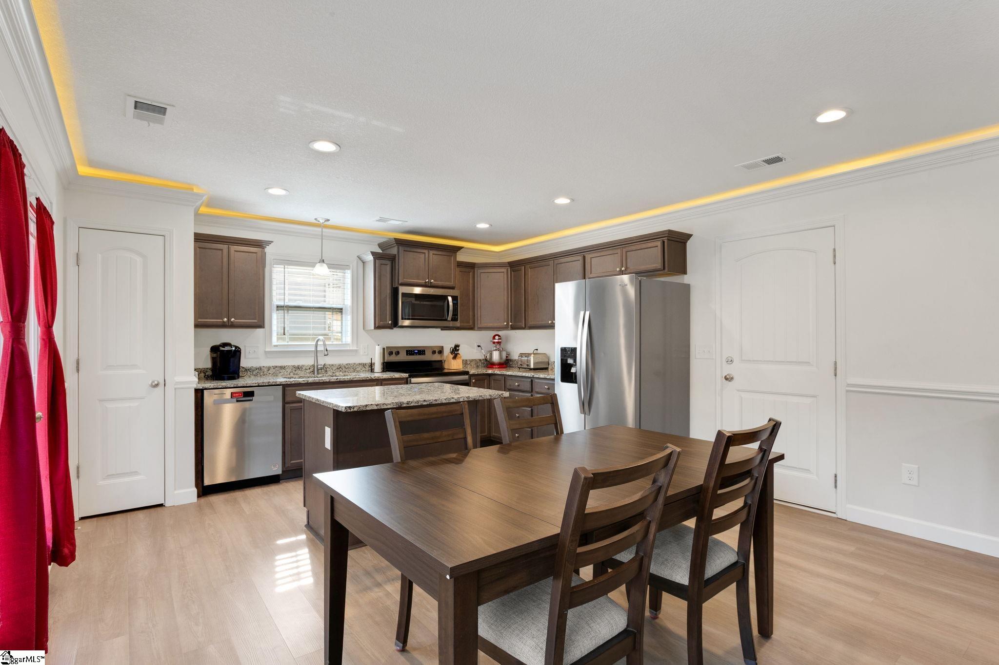 134 James Shands Lane Wellford, SC 29385 - Photo 11 of 49