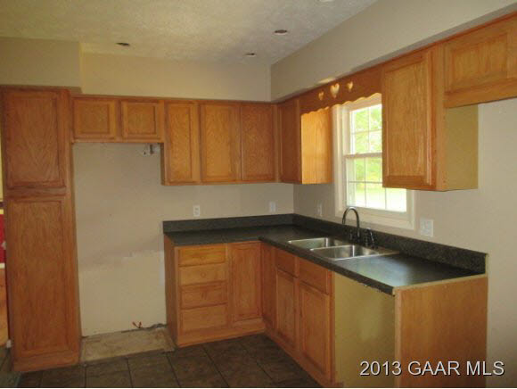 75 Dogwood Road Stuarts Draft, VA 24477 - Photo 7 of 17 Gallery Image 7