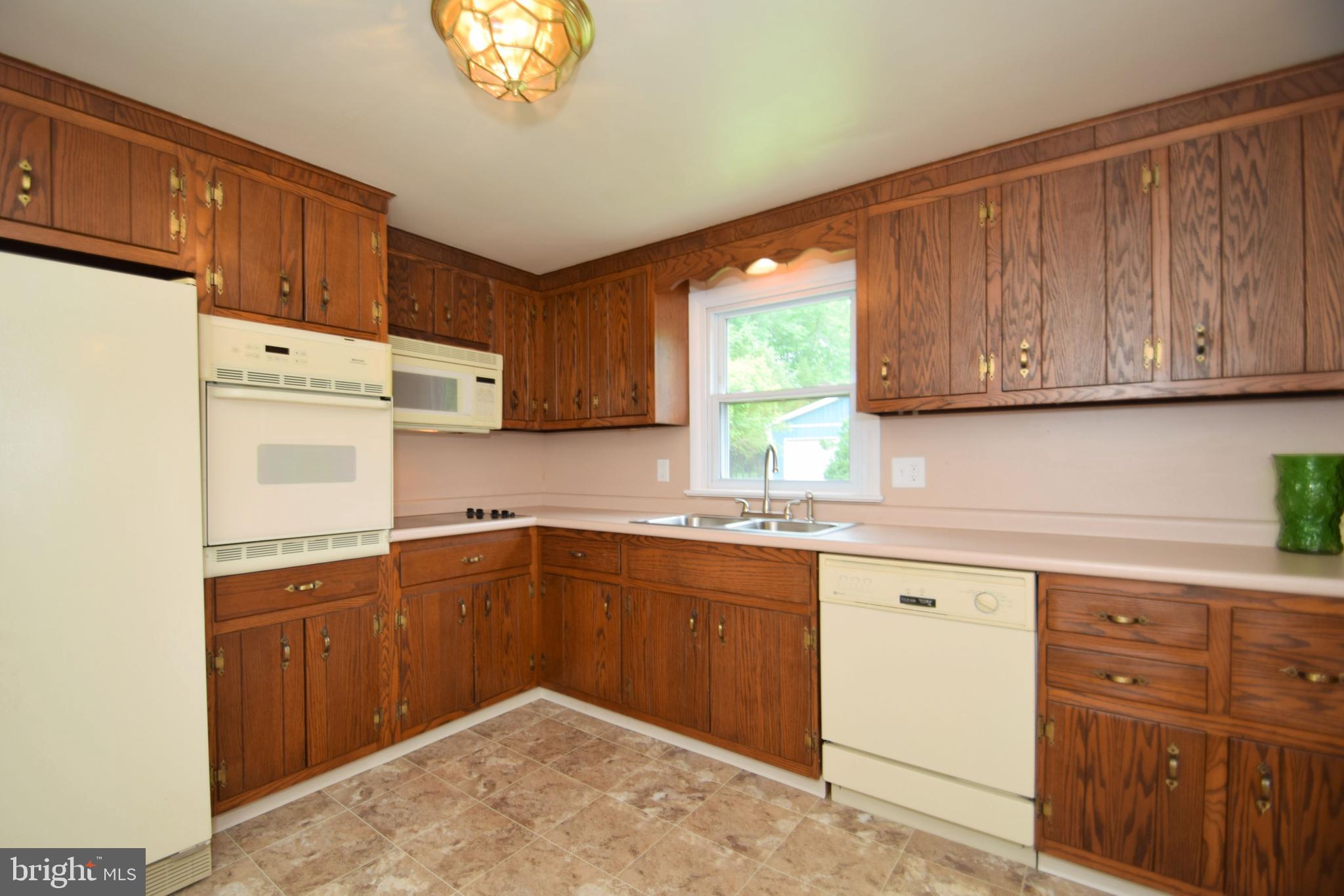 2115 Gilbertsville Road Pottstown, PA 19464 - Photo 9 of 35 Gallery Image 9