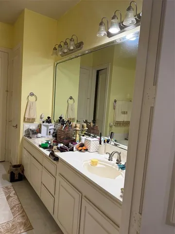 $699,900 | 3609 University Park Lane, Irving, TX 75062