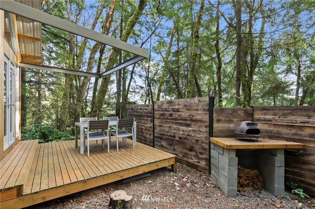 139-00 Southwest Pohl Road Vashon, WA 98070 - Photo 12 of 19