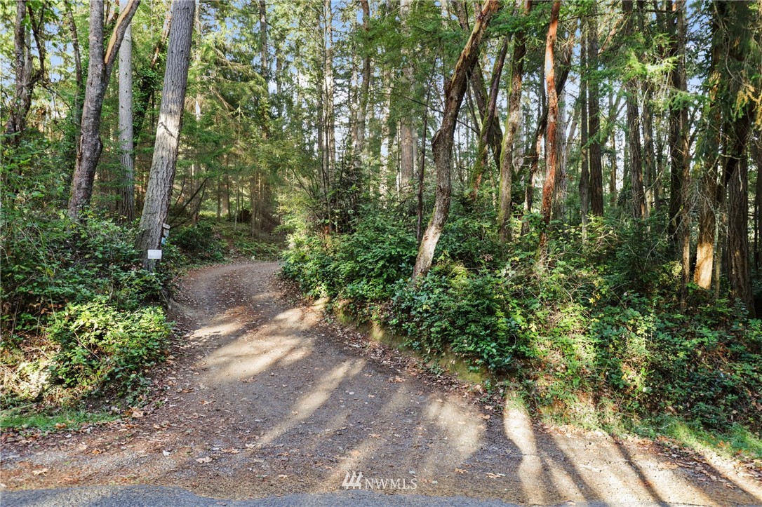 139-00 Southwest Pohl Road Vashon, WA 98070 - Photo 15 of 19