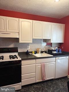 10143 Oakton Terrace Road Oakton, VA 22124 - Photo 6 of 8