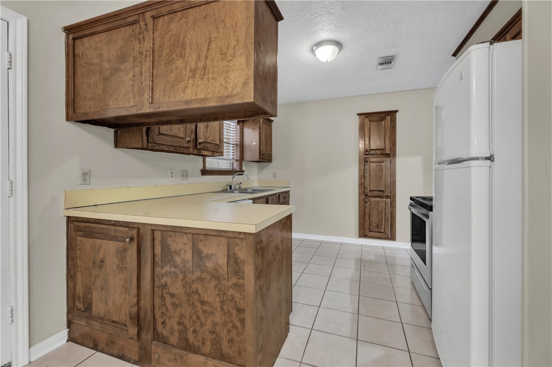 3015 Red Robin Loop Bryan, TX 77802 - Photo 7 of 19