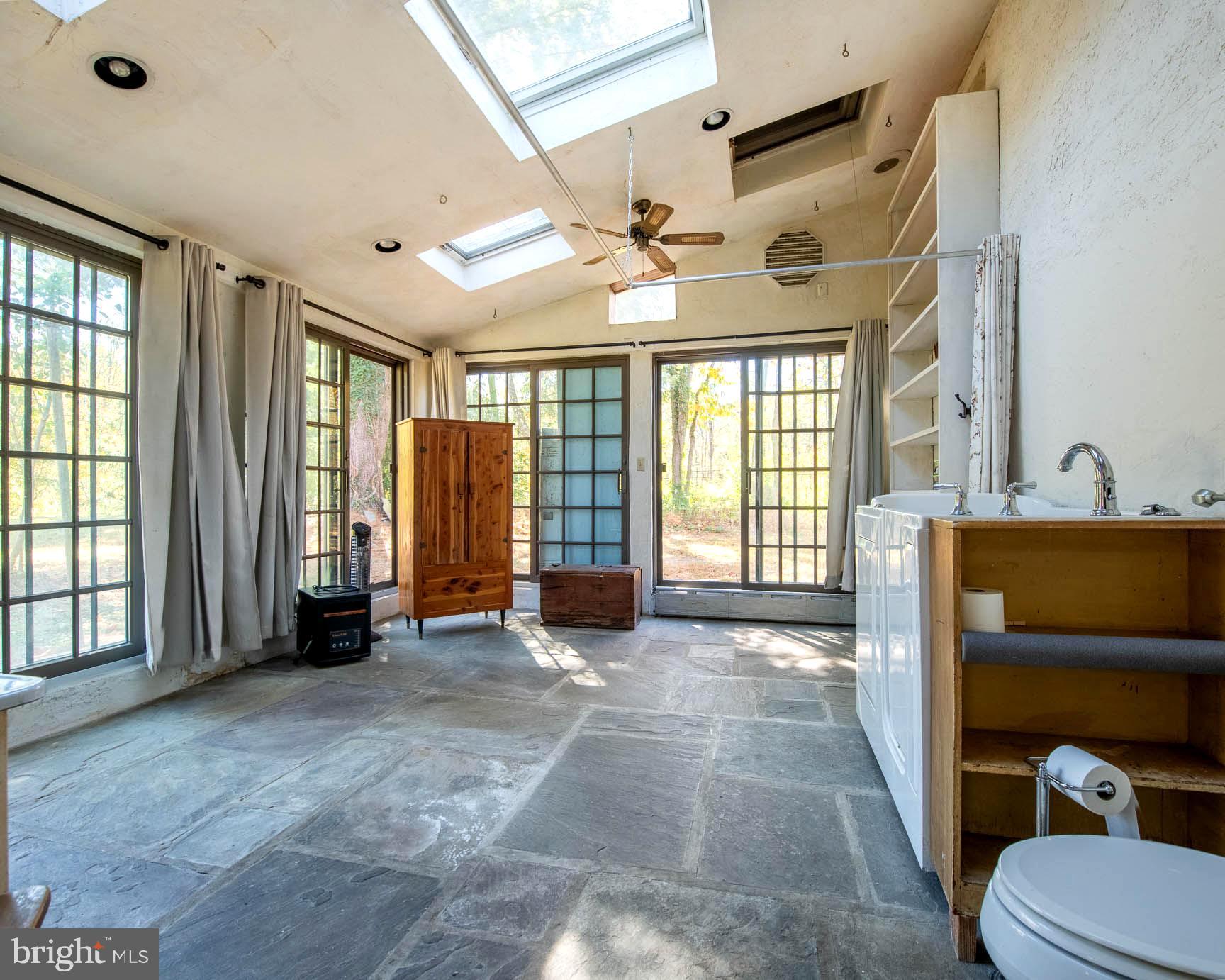 1822 Detweiler Road Pottstown, PA 19464 - Photo 31 of 61 Sun Room/Porch