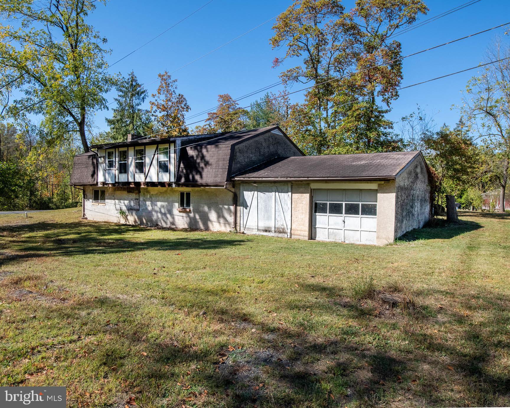1822 Detweiler Road Pottstown, PA 19464 - Photo 58 of 61 Back side of Shed