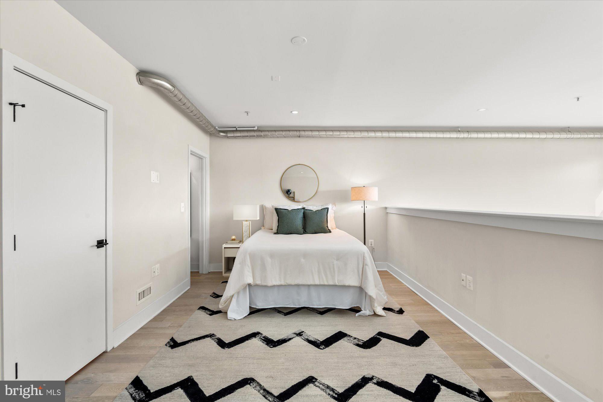 732 15th Street Southeast, Unit 6 Washington, DC 20003 - Photo 14 of 41