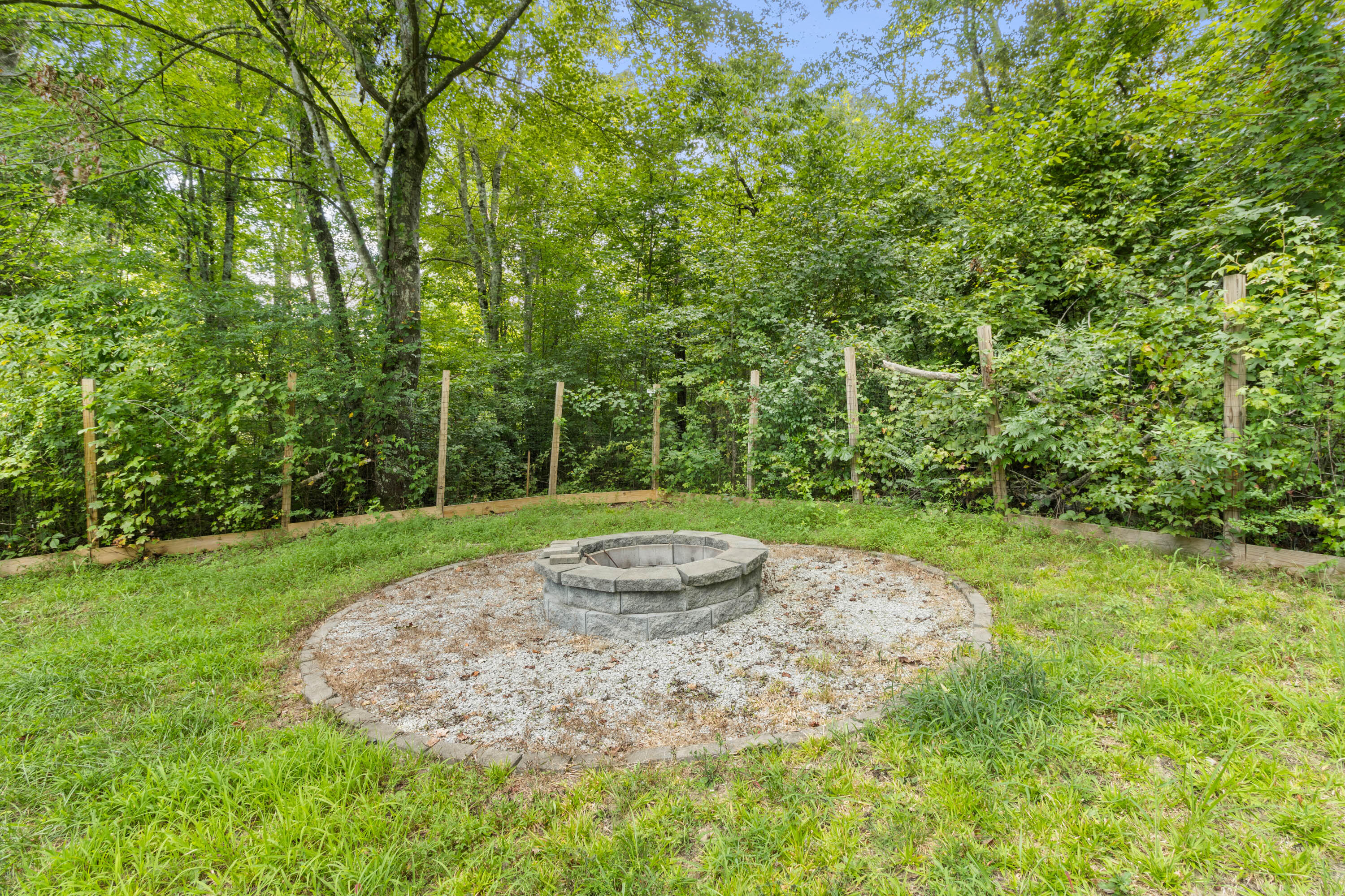 12807 Newman Green Road Soddy Daisy, TN 37379 - Photo 29 of 32 12807 Newman Green Rd-34