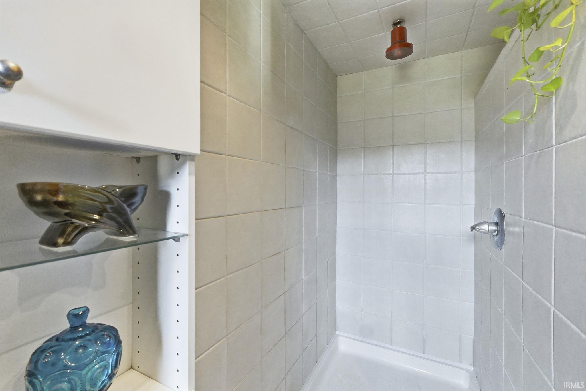 520 North Alden Road Muncie, IN 47304 - Photo 18 of 34