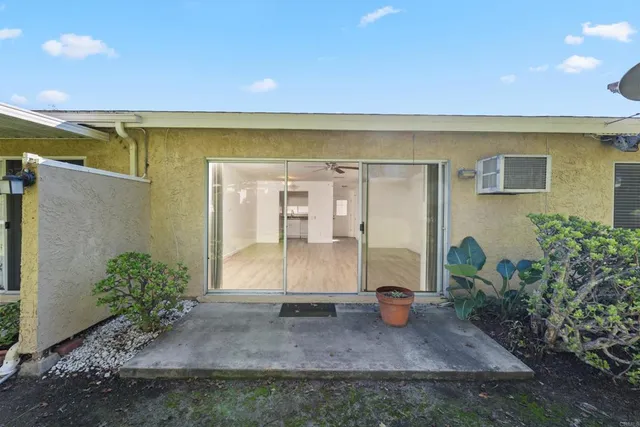 $2,450 | 3840 Cinnamon Way, Oceanside, CA 92057