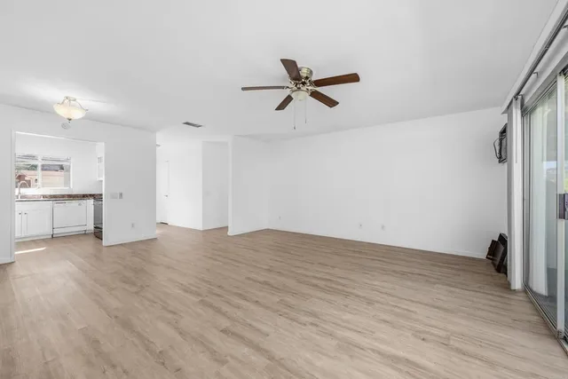 $2,450 | 3840 Cinnamon Way, Oceanside, CA 92057