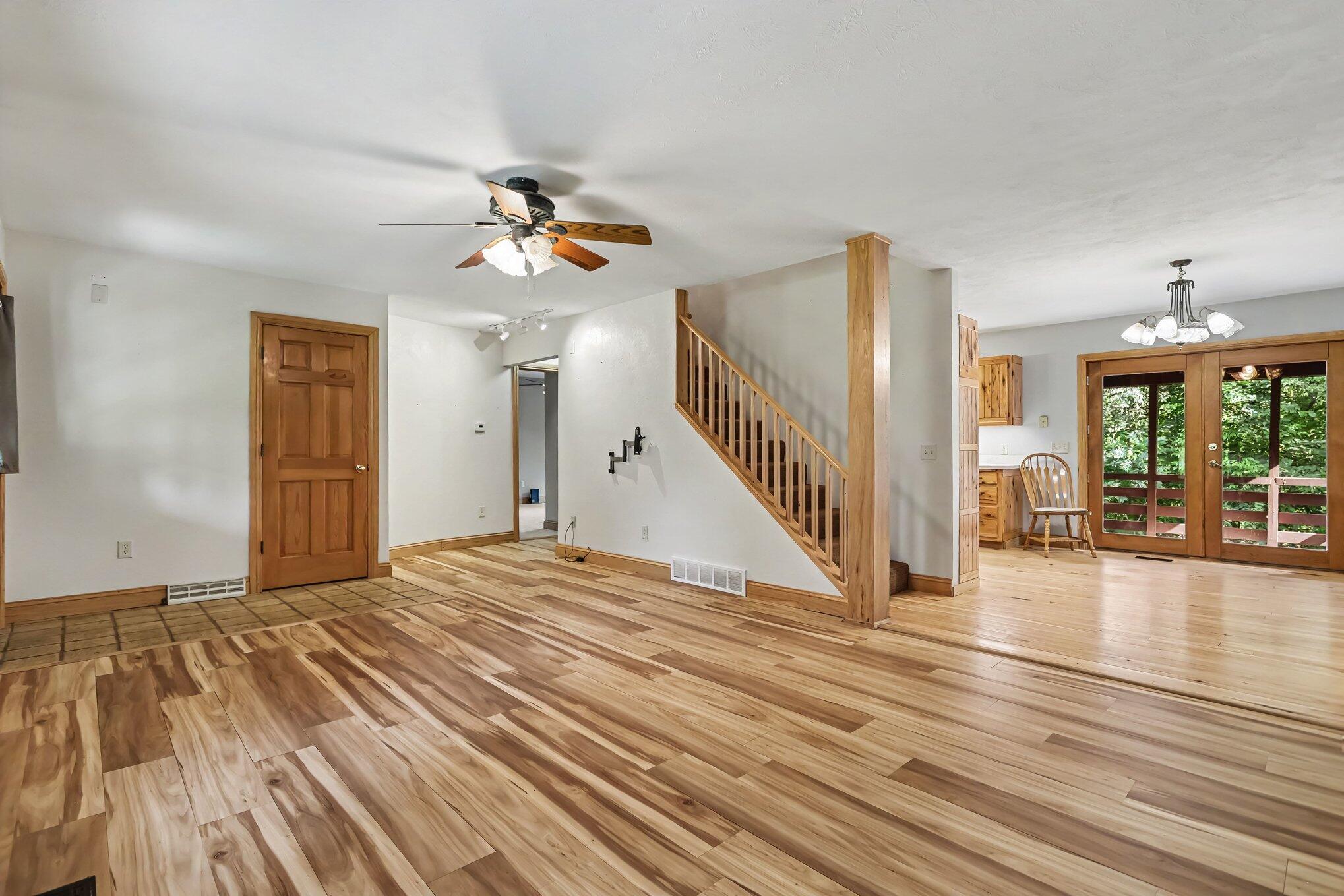 9411 Evart Road Nashville, MI 49073 - Photo 4 of 42 004_file_6624