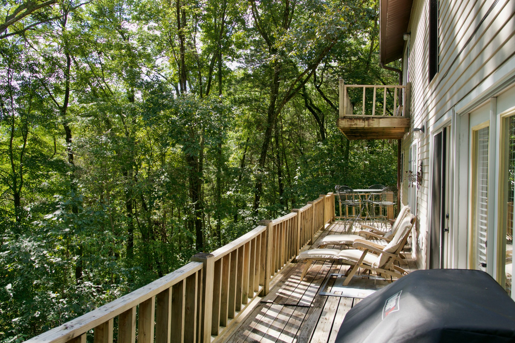 3203 Austin Bottom Road Baxter, TN 38544 - Photo 35 of 41 a view of balcony with furniture