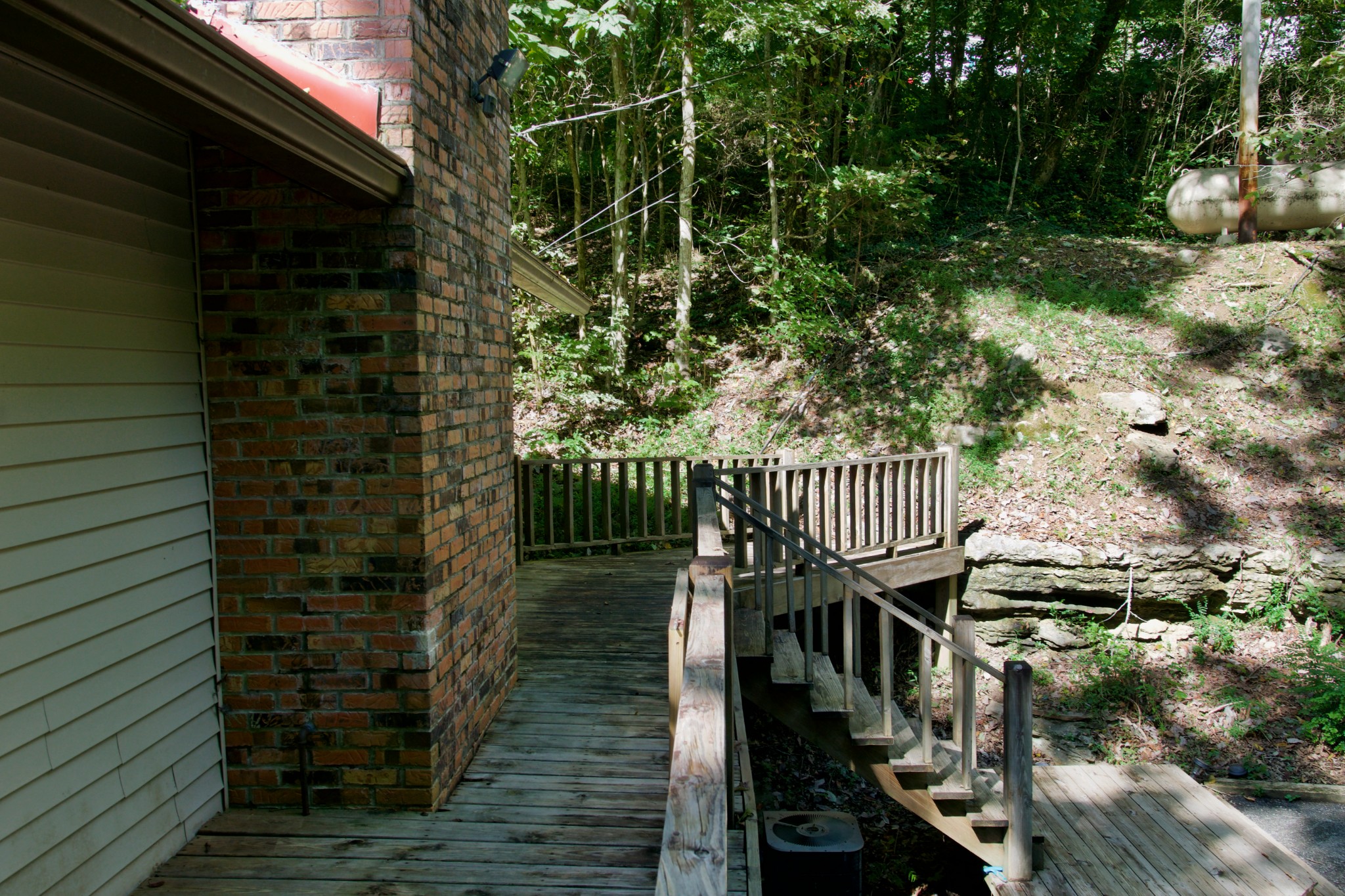 3203 Austin Bottom Road Baxter, TN 38544 - Photo 37 of 41 a balcony with an outdoor space