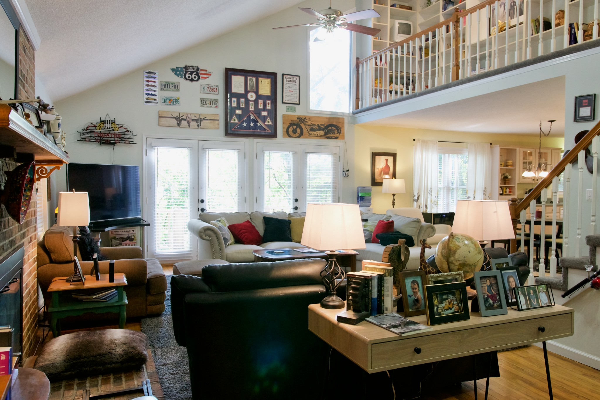 3203 Austin Bottom Road Baxter, TN 38544 - Photo 7 of 41 a living room with furniture and a flat screen tv