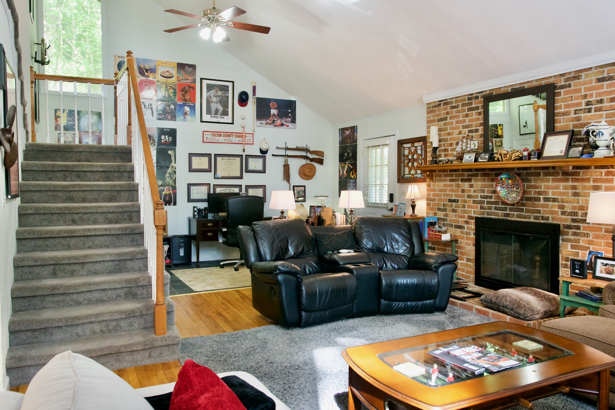 3203 Austin Bottom Road Baxter, TN 38544 - Photo 8 of 41 a living room with furniture fireplace and window