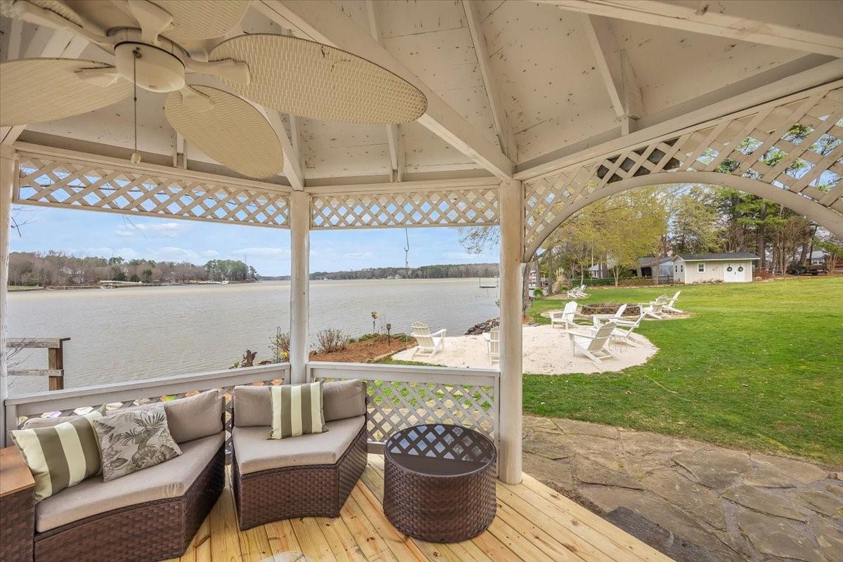 2042 Courtney Road York, SC 29745 - Photo 33 of 46 Gallery Image 33