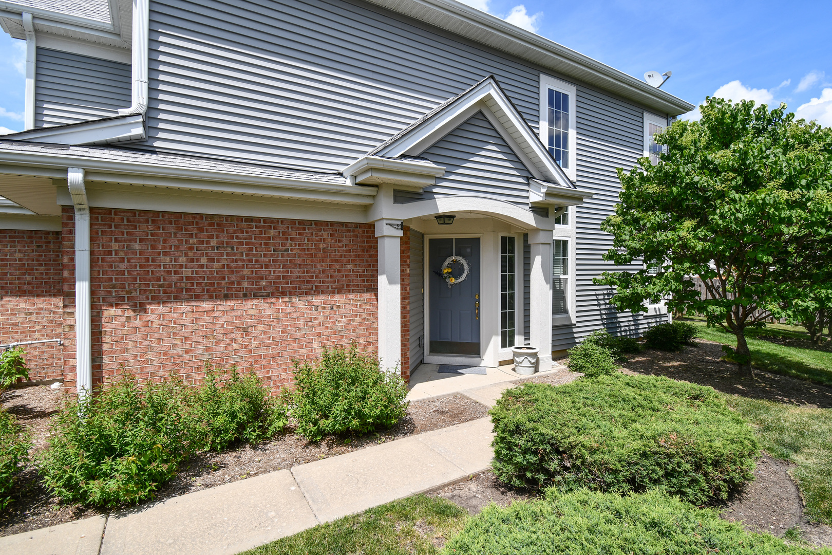 9418 Rainsford Drive Huntley, IL 60142 - Photo 3 of 22