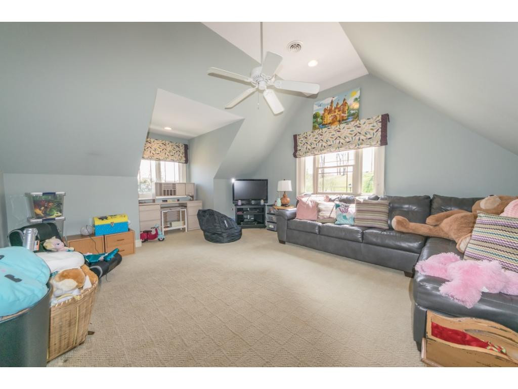 212 Willows Ridge Court Johnson City, TN 37601 - Photo 31 of 36 Bedroombonus room