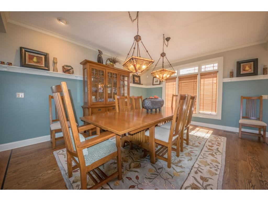 212 Willows Ridge Court Johnson City, TN 37601 - Photo 6 of 36 Large dining room