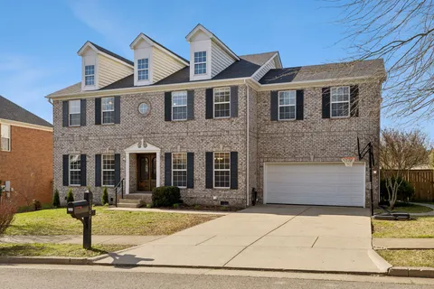 $715,000 | 7504 Woodstream Drive, Nashville, TN 37221
