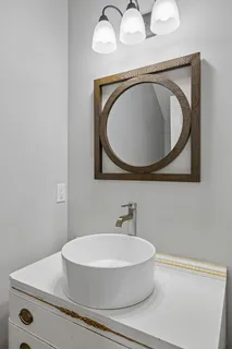 $715,000 | 7504 Woodstream Drive, Nashville, TN 37221