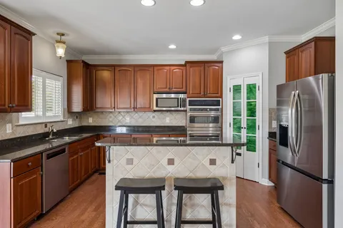 $715,000 | 7504 Woodstream Drive, Nashville, TN 37221