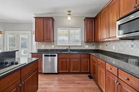 $715,000 | 7504 Woodstream Drive, Nashville, TN 37221