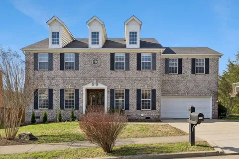 $715,000 | 7504 Woodstream Drive, Nashville, TN 37221