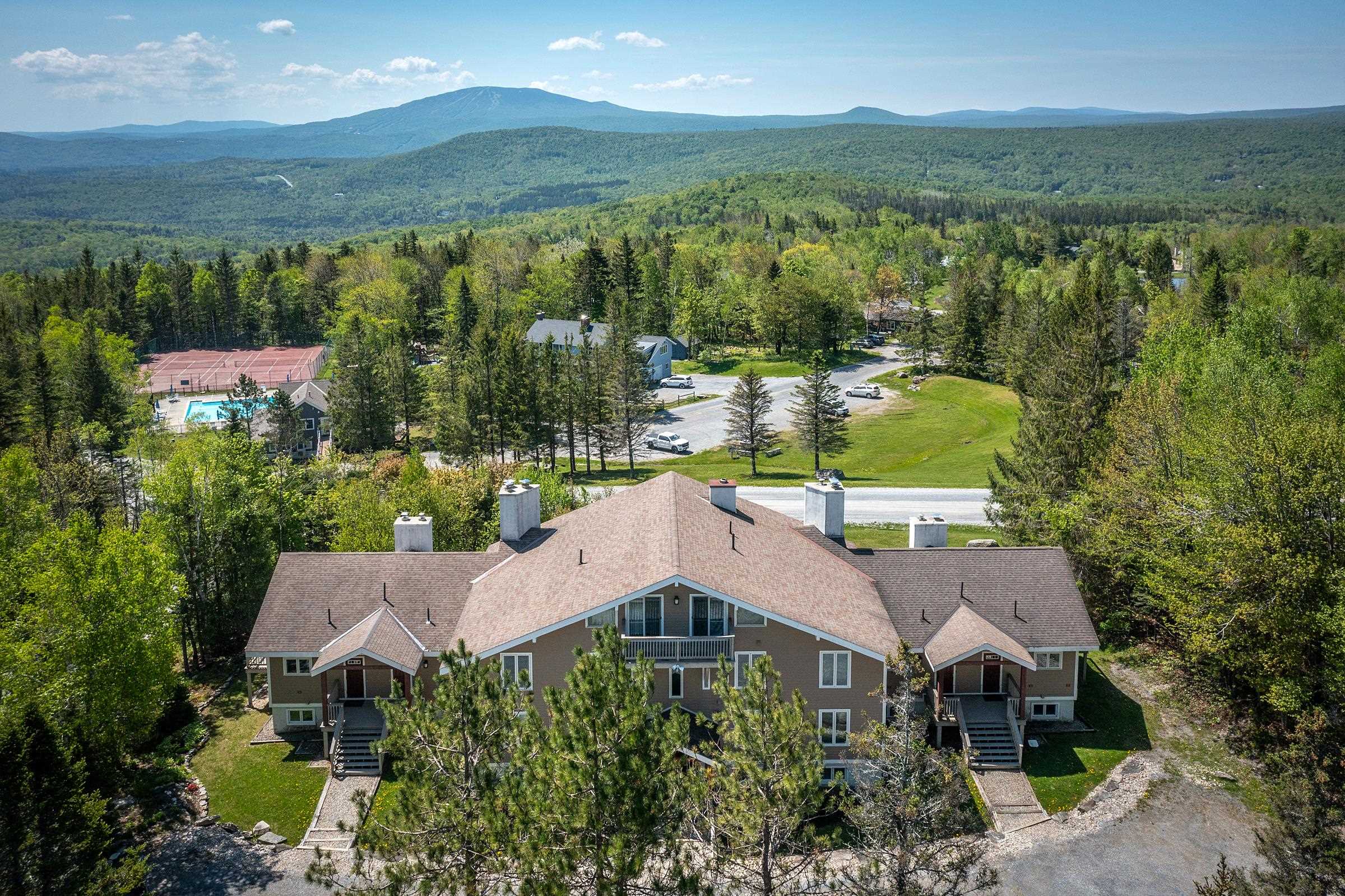 31 Farm Road, Unit D2 Peru, VT 05152 - Photo 1 of 39