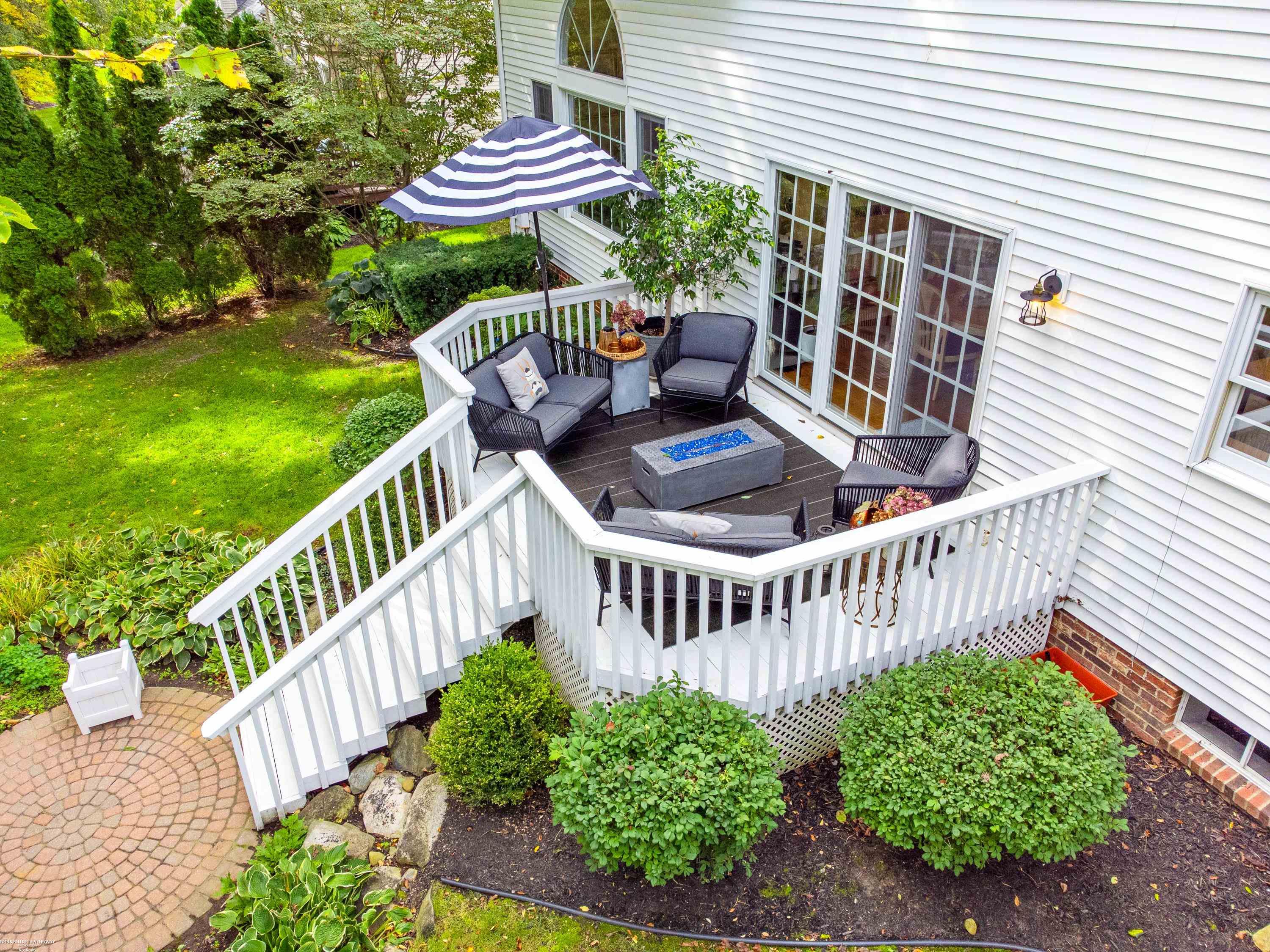 299 Brook Drive Romeo, MI 48065 - Photo 49 of 54 50124374-48.JPG