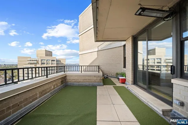 $6,300 | 7002 Boulevard East, Unit PH 43A, Guttenberg, NJ 07093